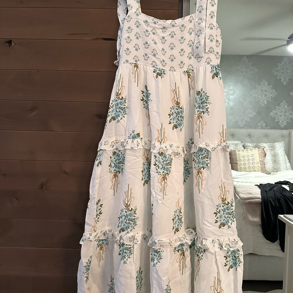 Floral Maxi Dress in White and Blue